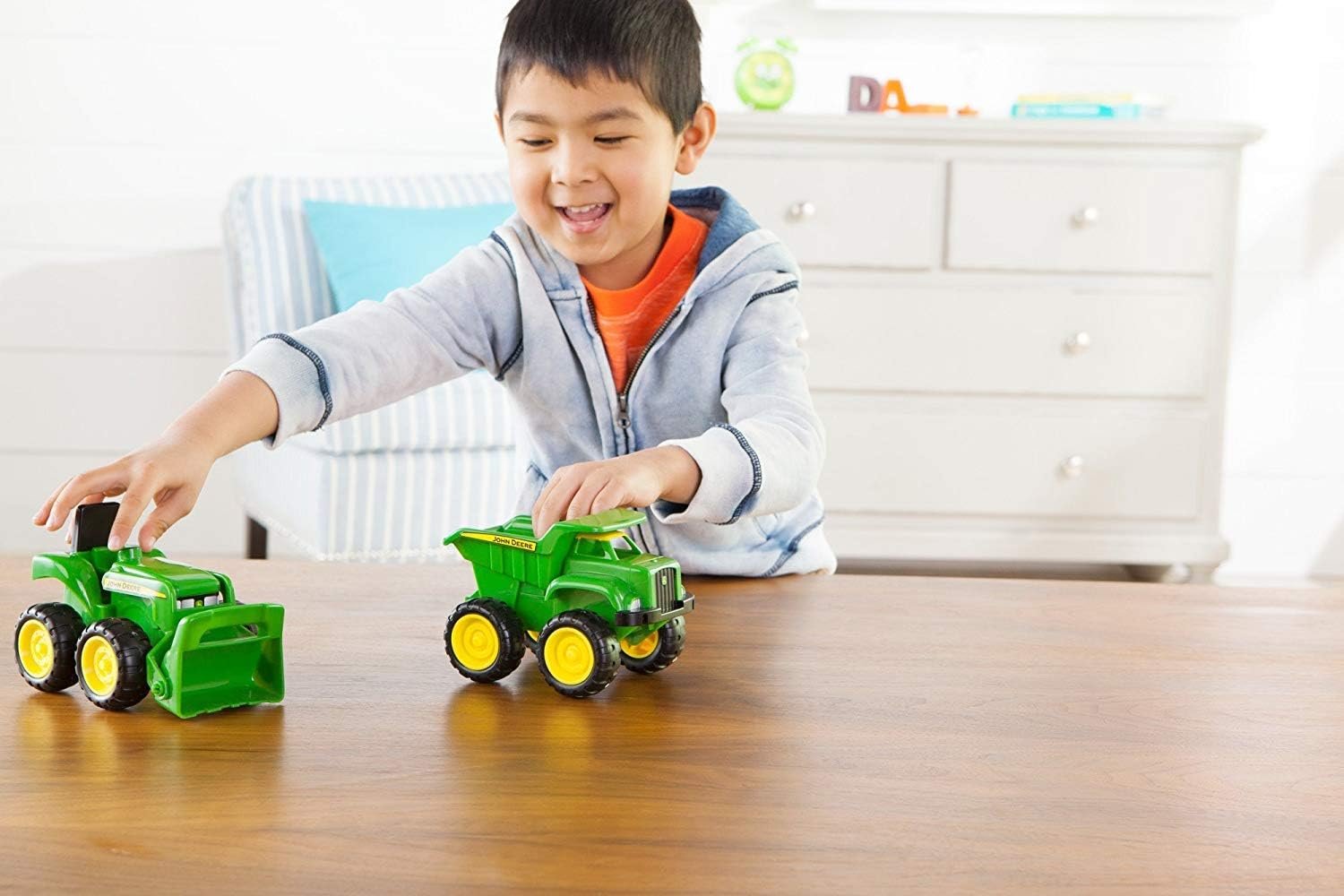 TOMY John Deere Vehicle Set – Dump Truck & Tractor with Loader - Image 4