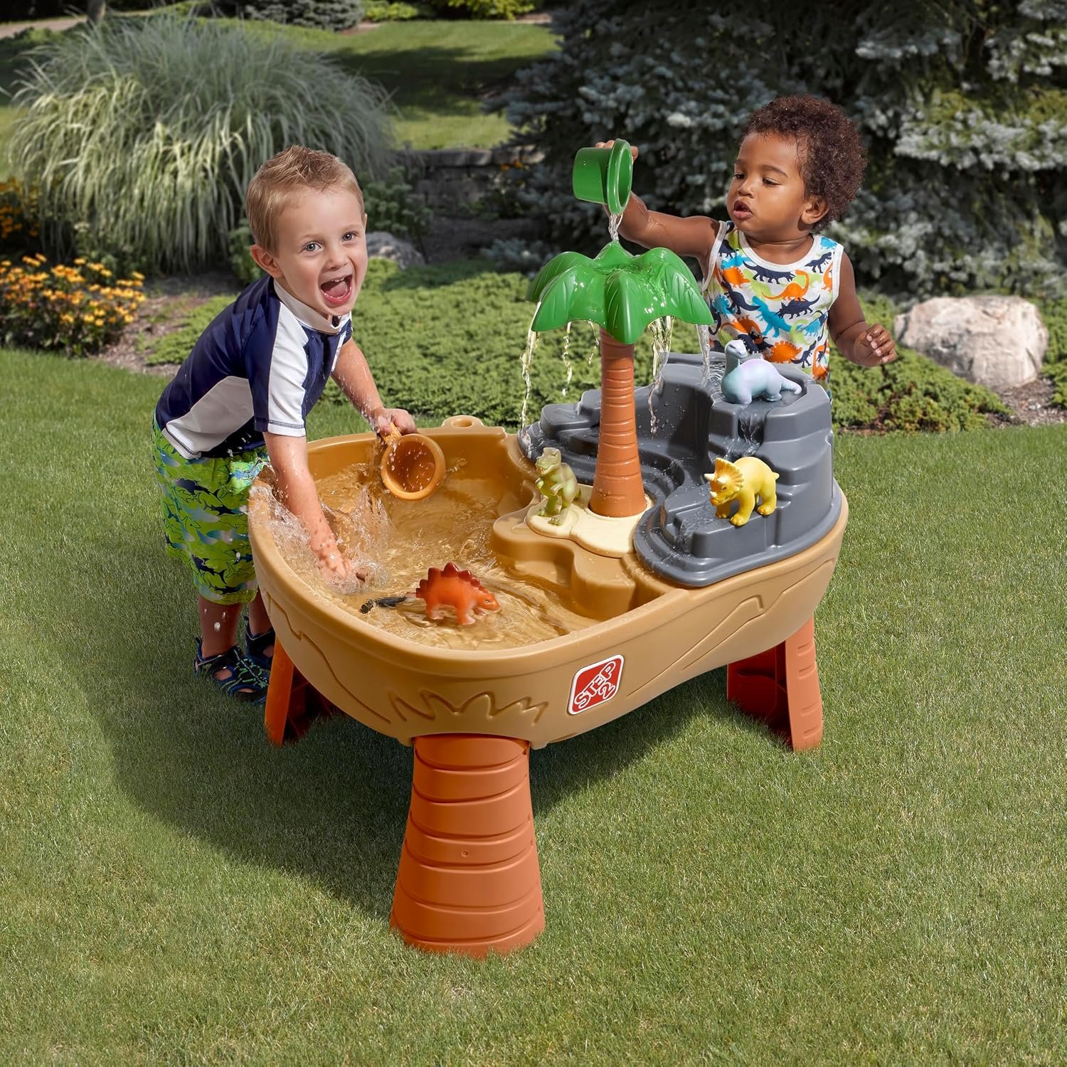 Step2 Dino Dig Sand & Water Table - Image 2